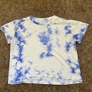Lululemon blue and white tye dye shirt